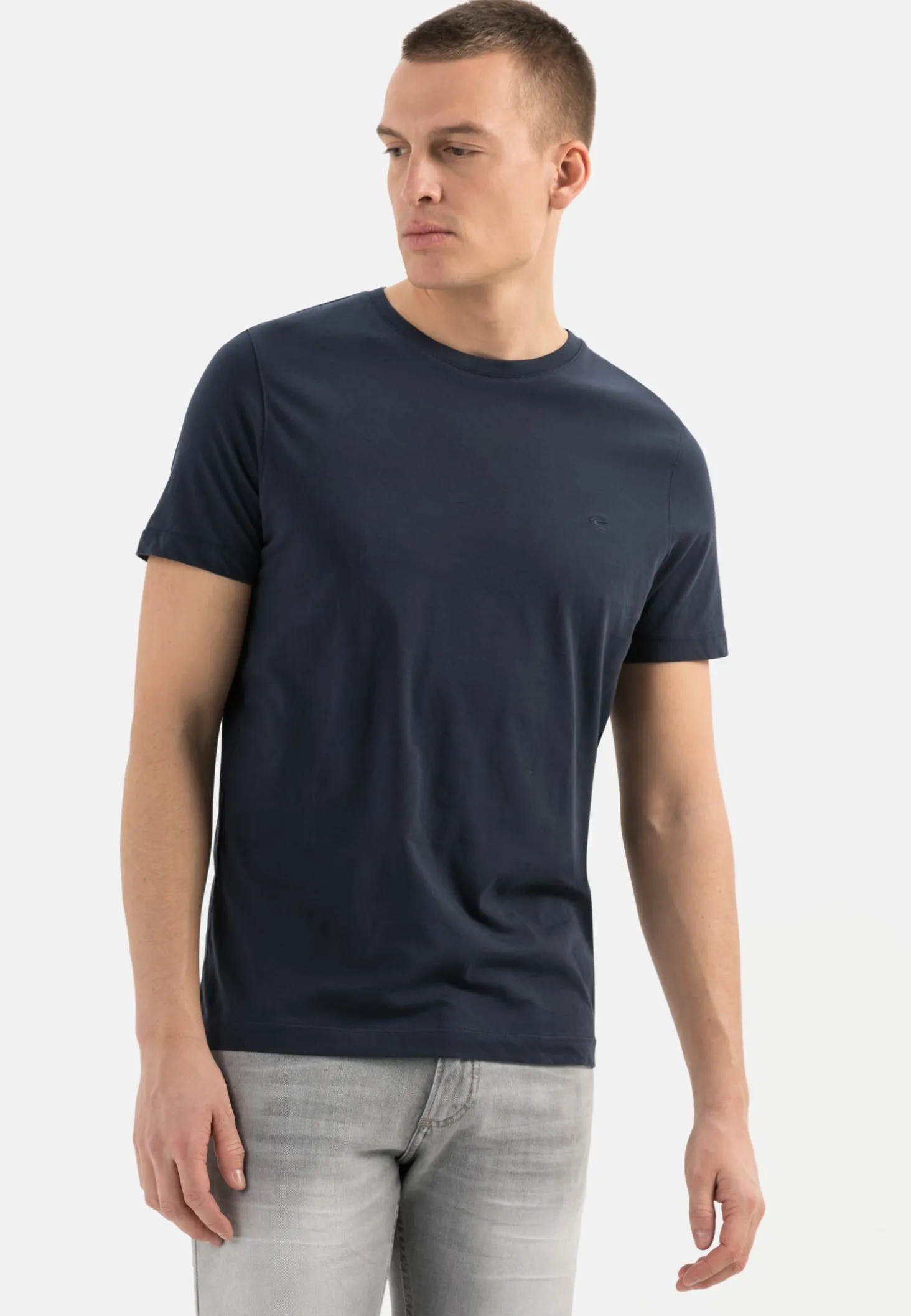 Basic T-Shirt mit Rundhals aus Organic Cotton