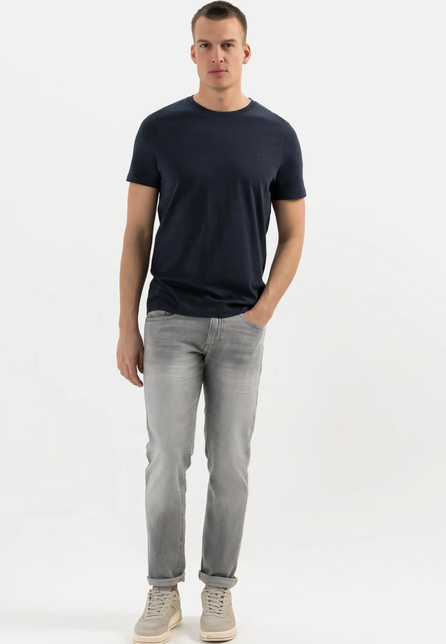 Basic T-Shirt mit Rundhals aus Organic Cotton