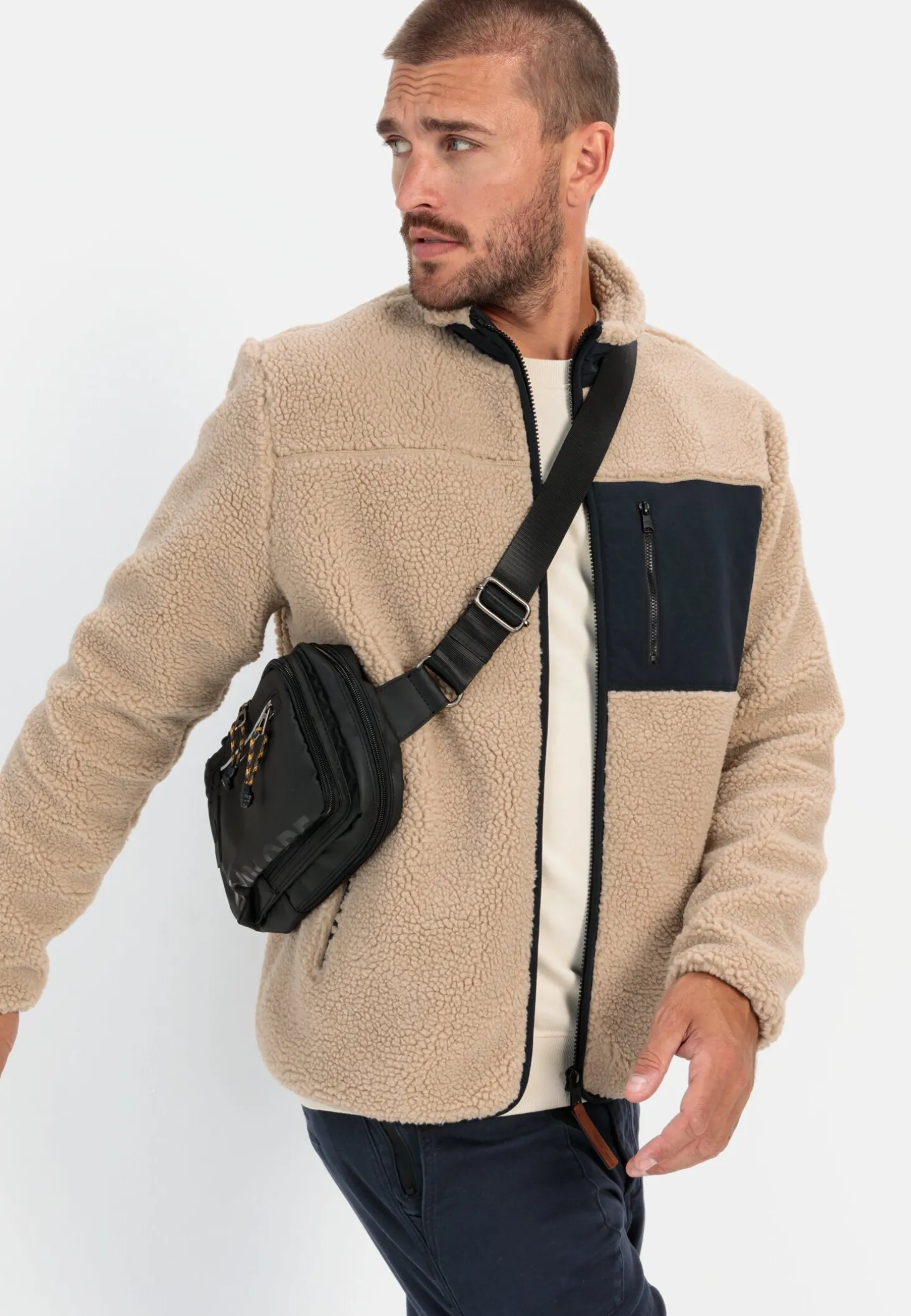 Fleece Overshirt mit Stehkragen