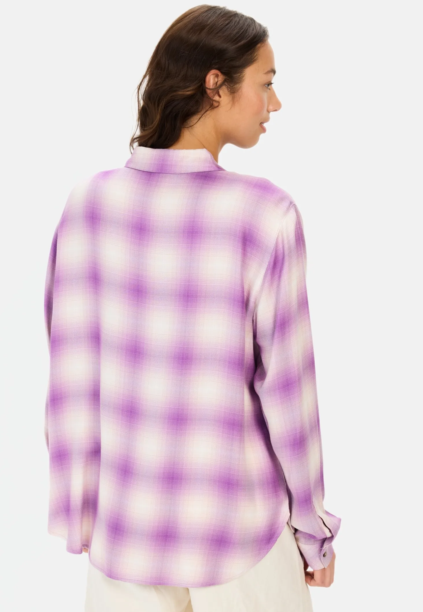 Karobluse aus reiner Viskose