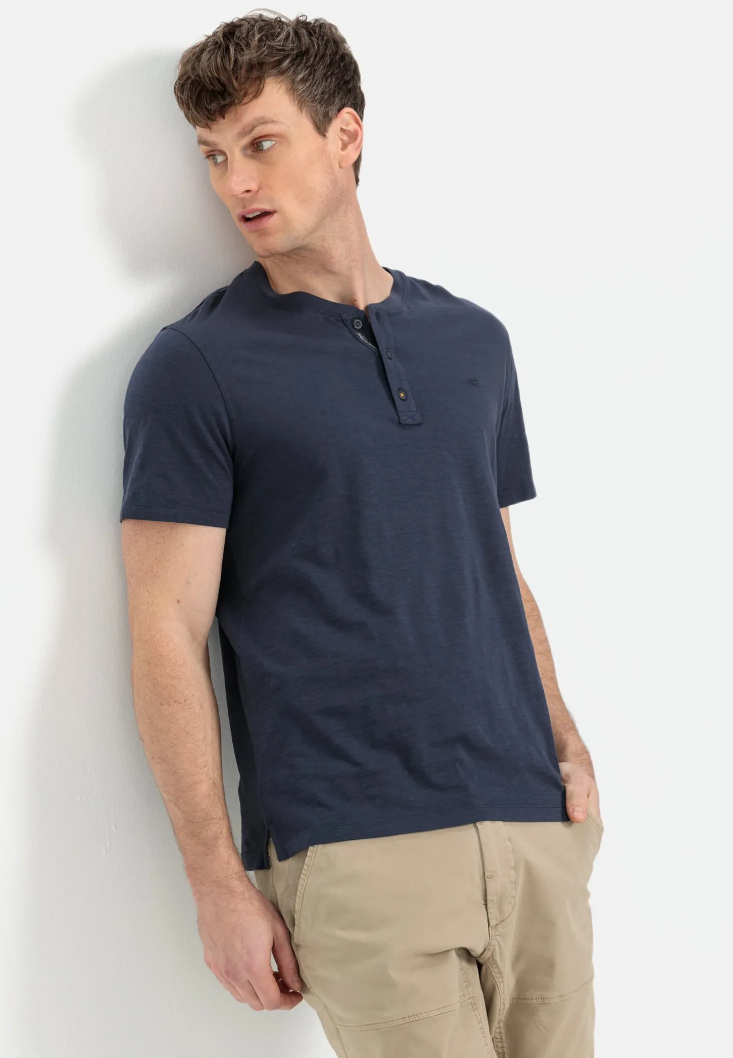 Kurzarm Henleyshirt aus reiner Baumwolle