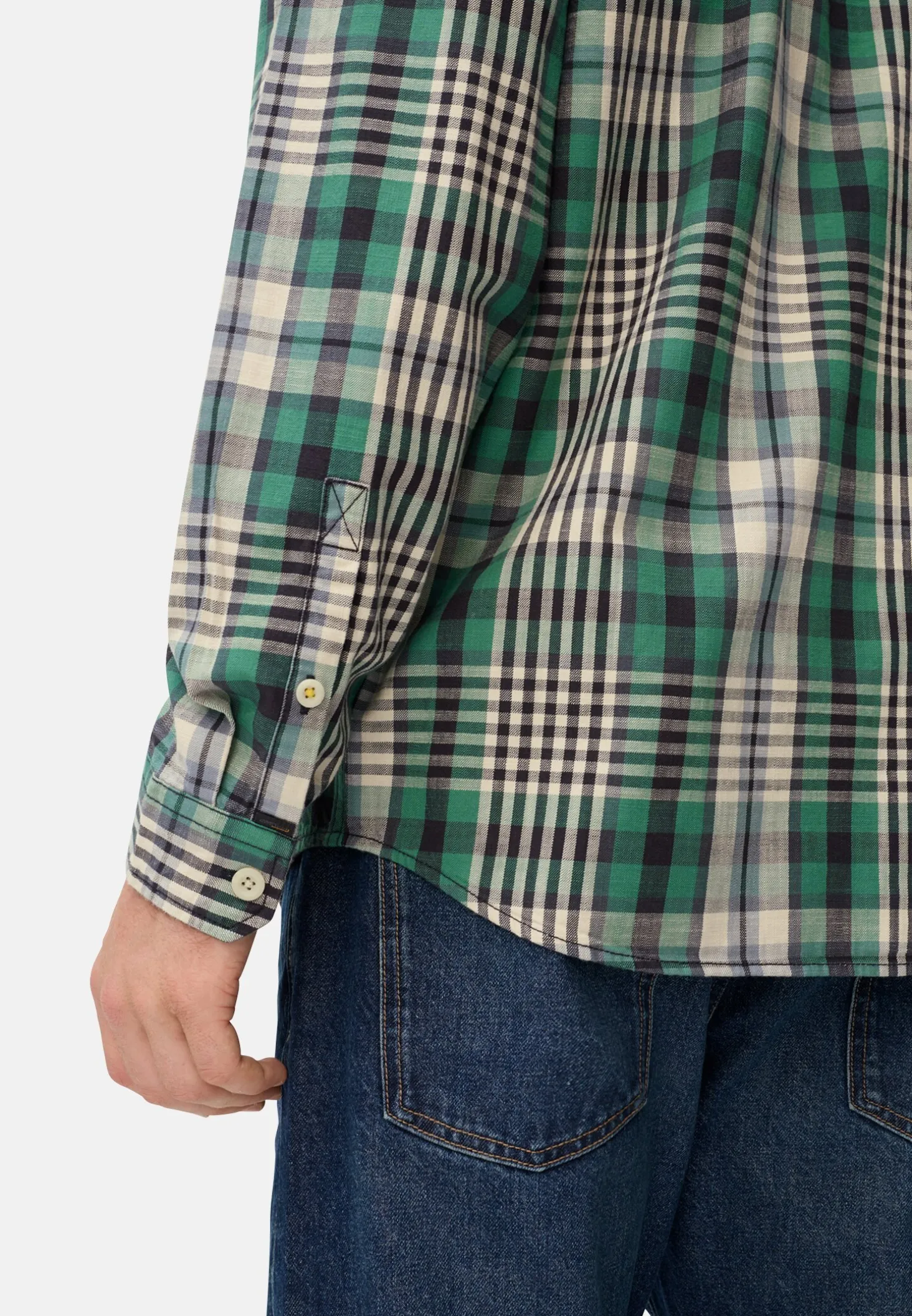 Langarm Hemd mit Kentkragen und Brusttaschen