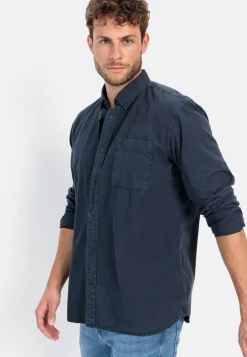 Langarm Shirt aus reiner Baumwolle mit Button-Down Kragen und Brusttasche