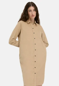 Langarmkleid mit Taillengürtel