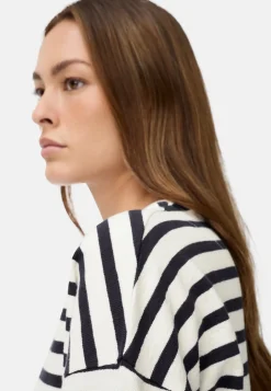 Langarmshirt mit Knopfverschluss