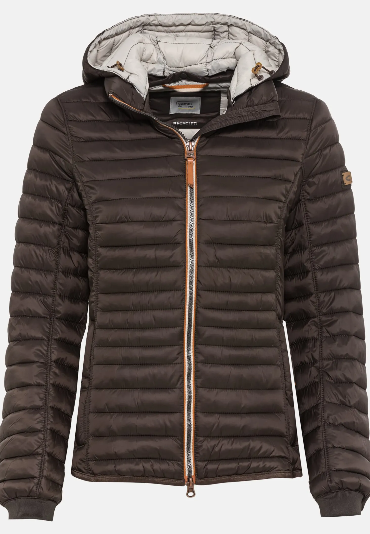 Leicht wattierte Steppjacke aus recyeltem Polyamid