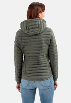 Leicht wattierte Steppjacke aus recyeltem Polyamid
