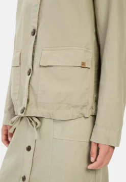 Leichter Blazer aus einem Leinenmix