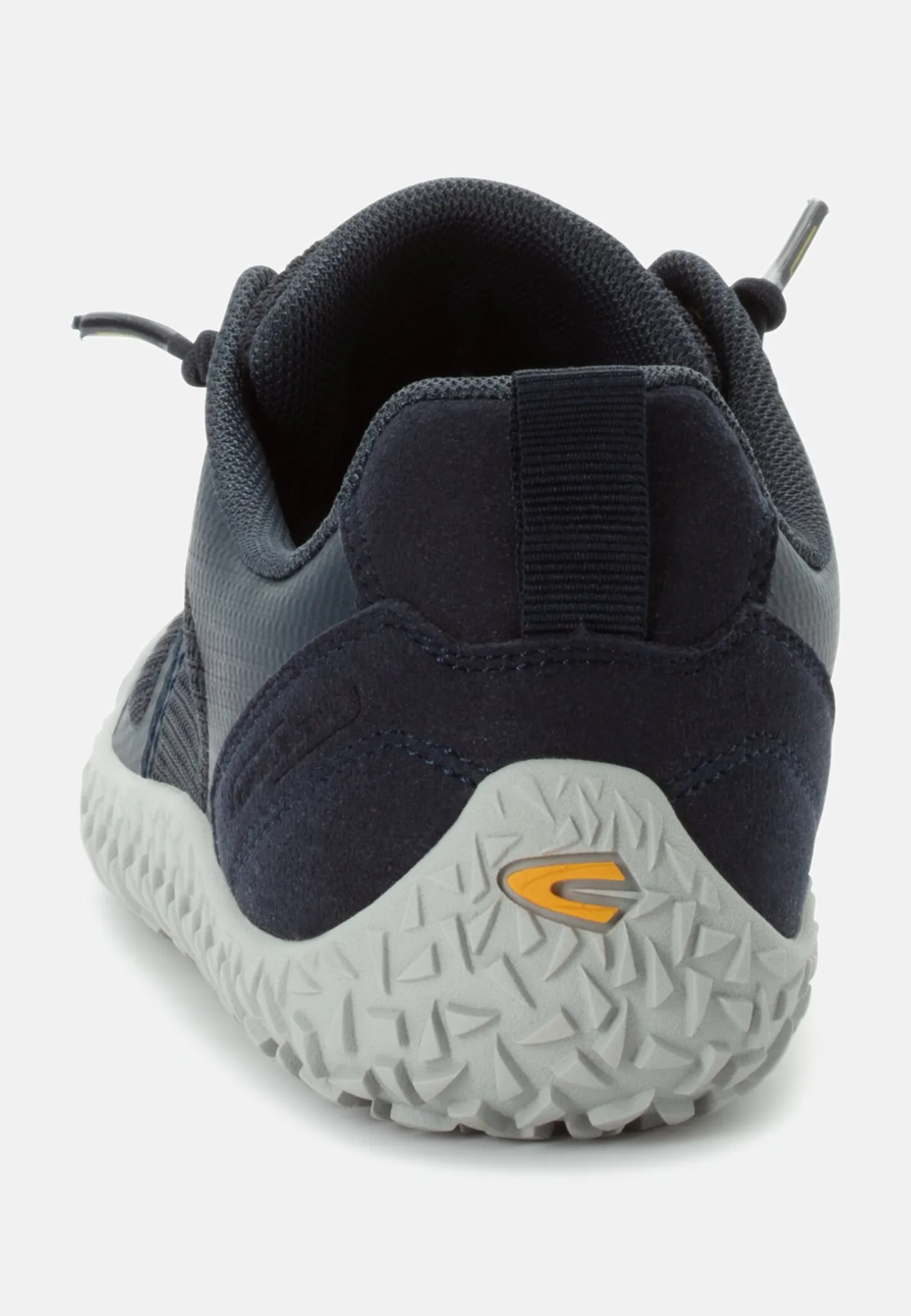 Leichter Sneaker mit griffiger Sohle