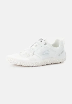 Leichter Sneaker mit griffiger Sohle
