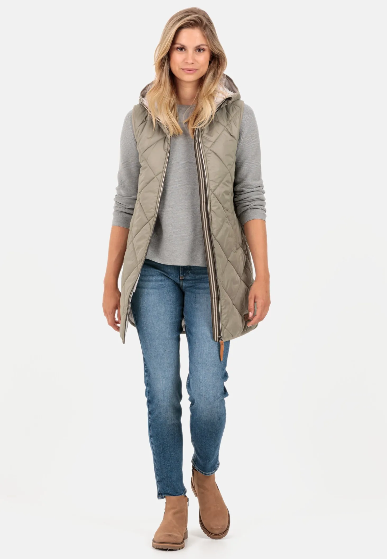 Longweste mit Kapuze aus recyceltem Polyester