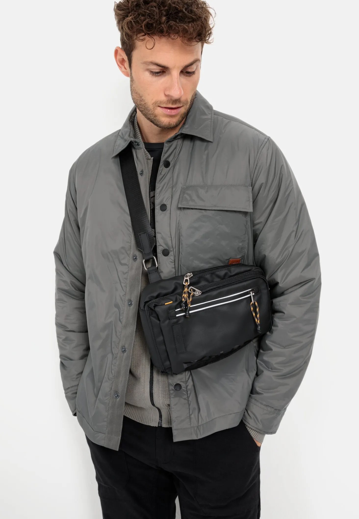 Overshirt mit Druckknöpfen