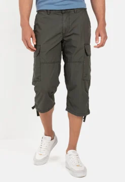 Regular Fit 3/4 Cargo Shorts