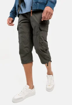 Regular Fit 3/4 Cargo Shorts