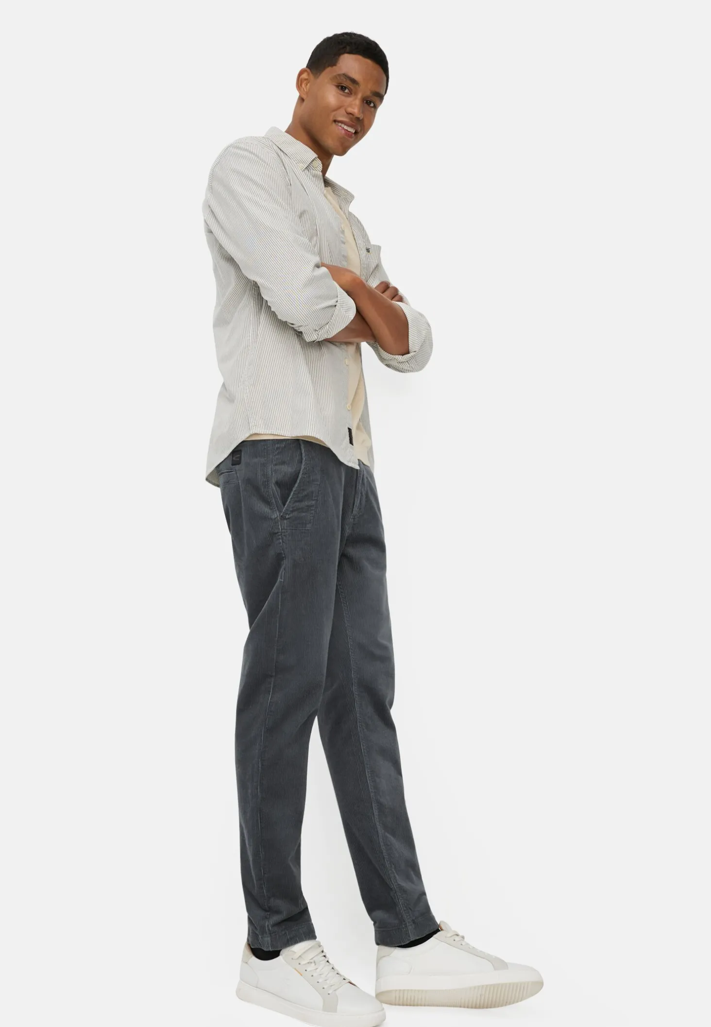 Regular Fit Chino Hose aus Cord