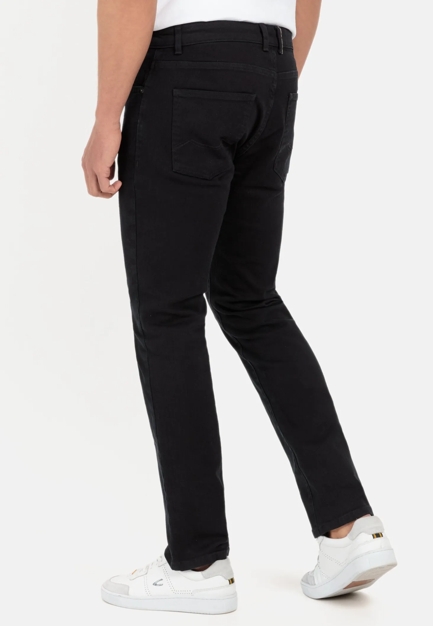 Relaxed Fit 5-Pocket Jeans