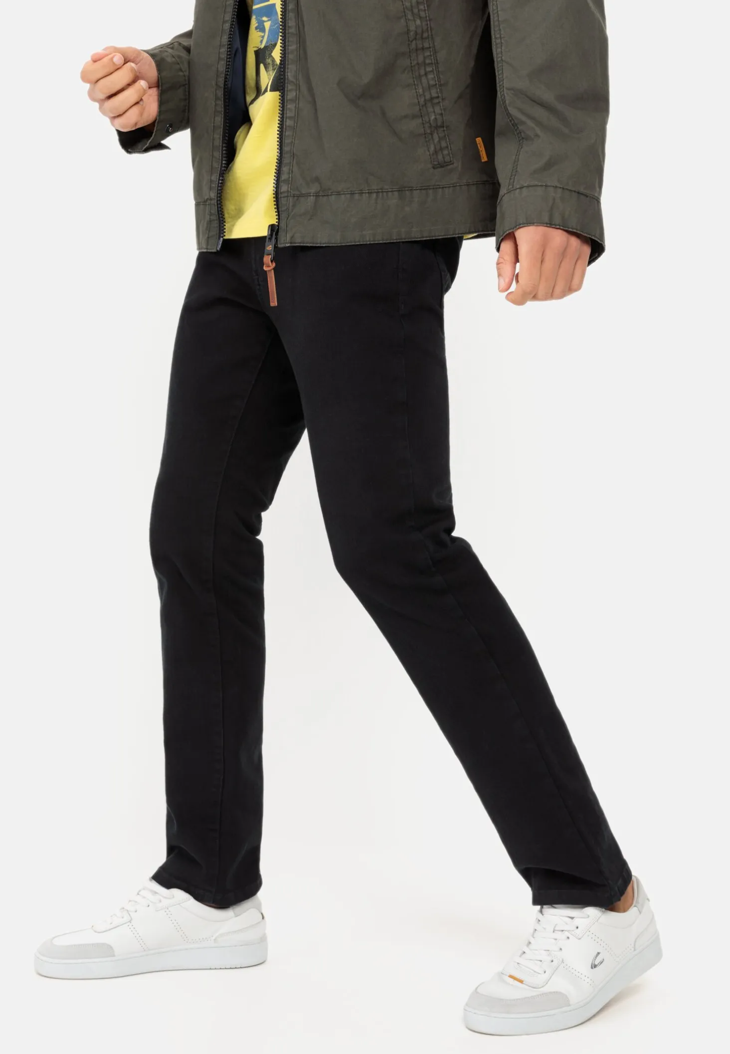 Relaxed Fit 5-Pocket Jeans