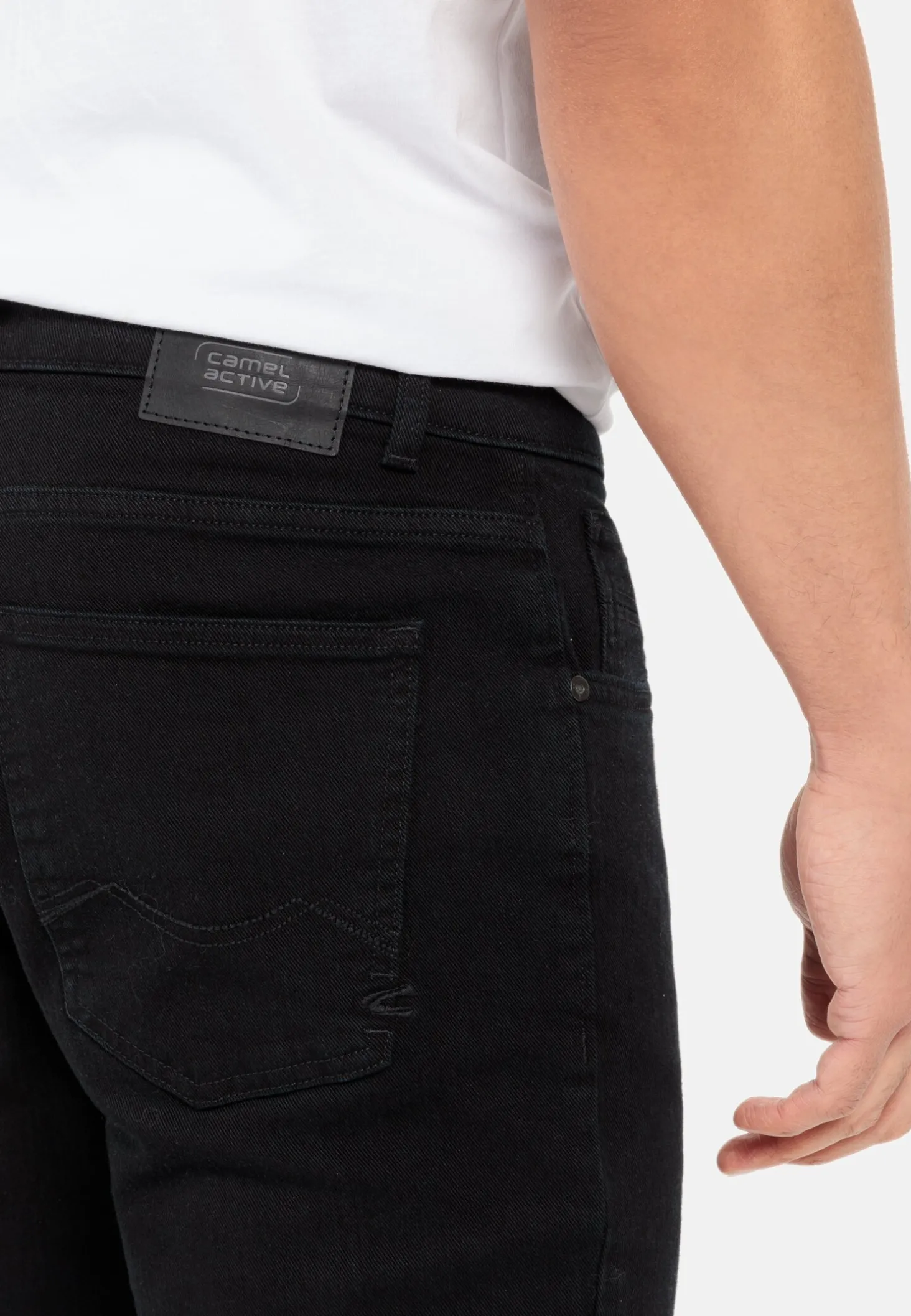 Relaxed Fit 5-Pocket Jeans