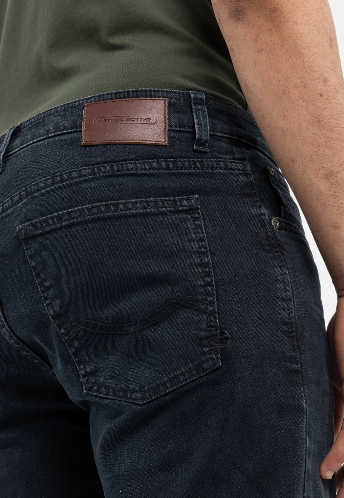 Relaxed Fit 5-Pocket Jeans mit leichten Used-Effekten