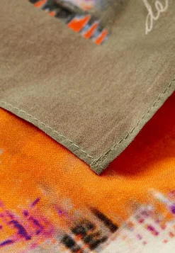 Schal mit Allover Print