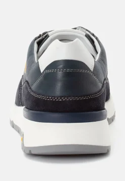 Schnürschuh aus Vollleder