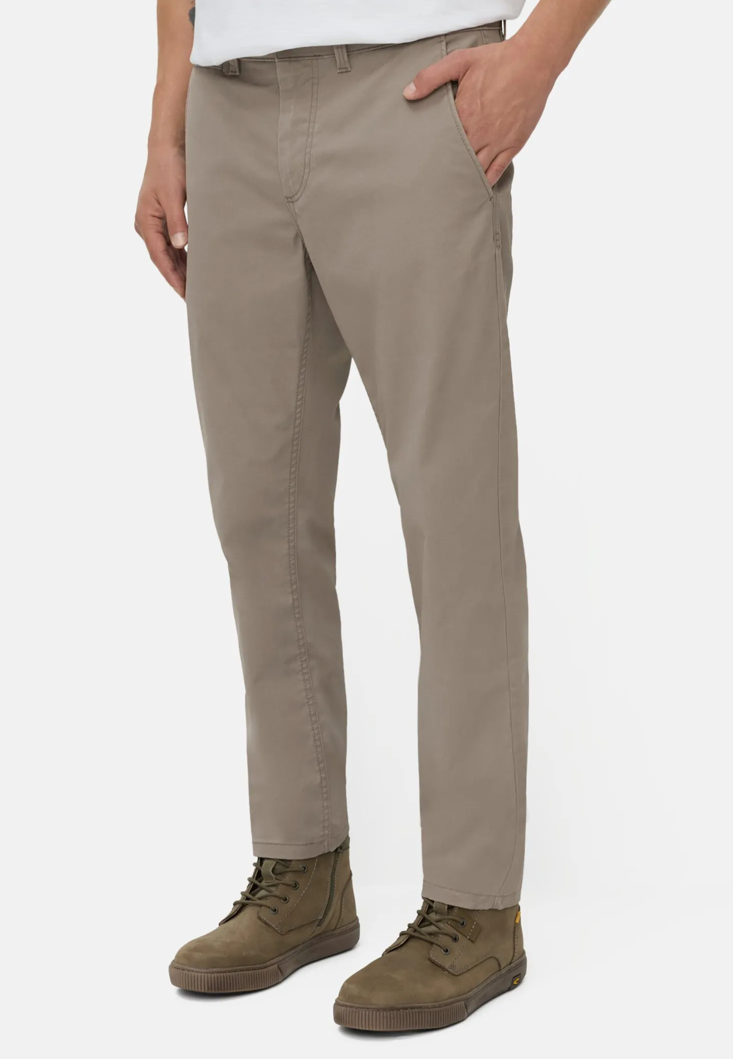Slim Fit Chino