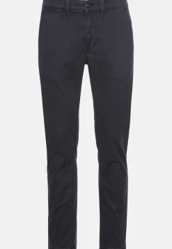Slim Fit Chino