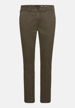 Slim Fit Chino