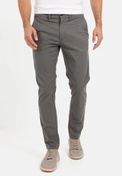 Slim Fit Chino