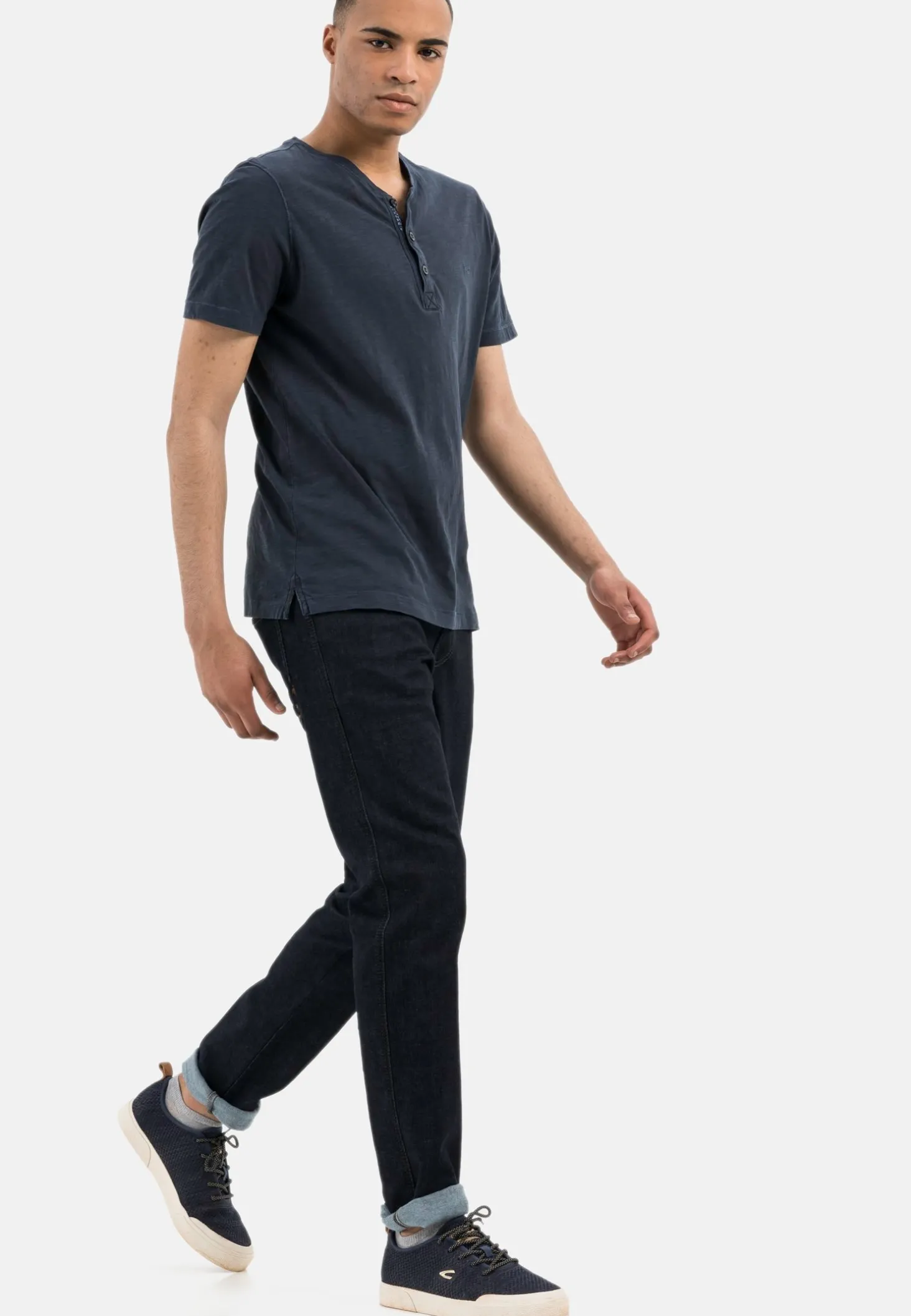 Slim Fit 5-Pocket Jeans