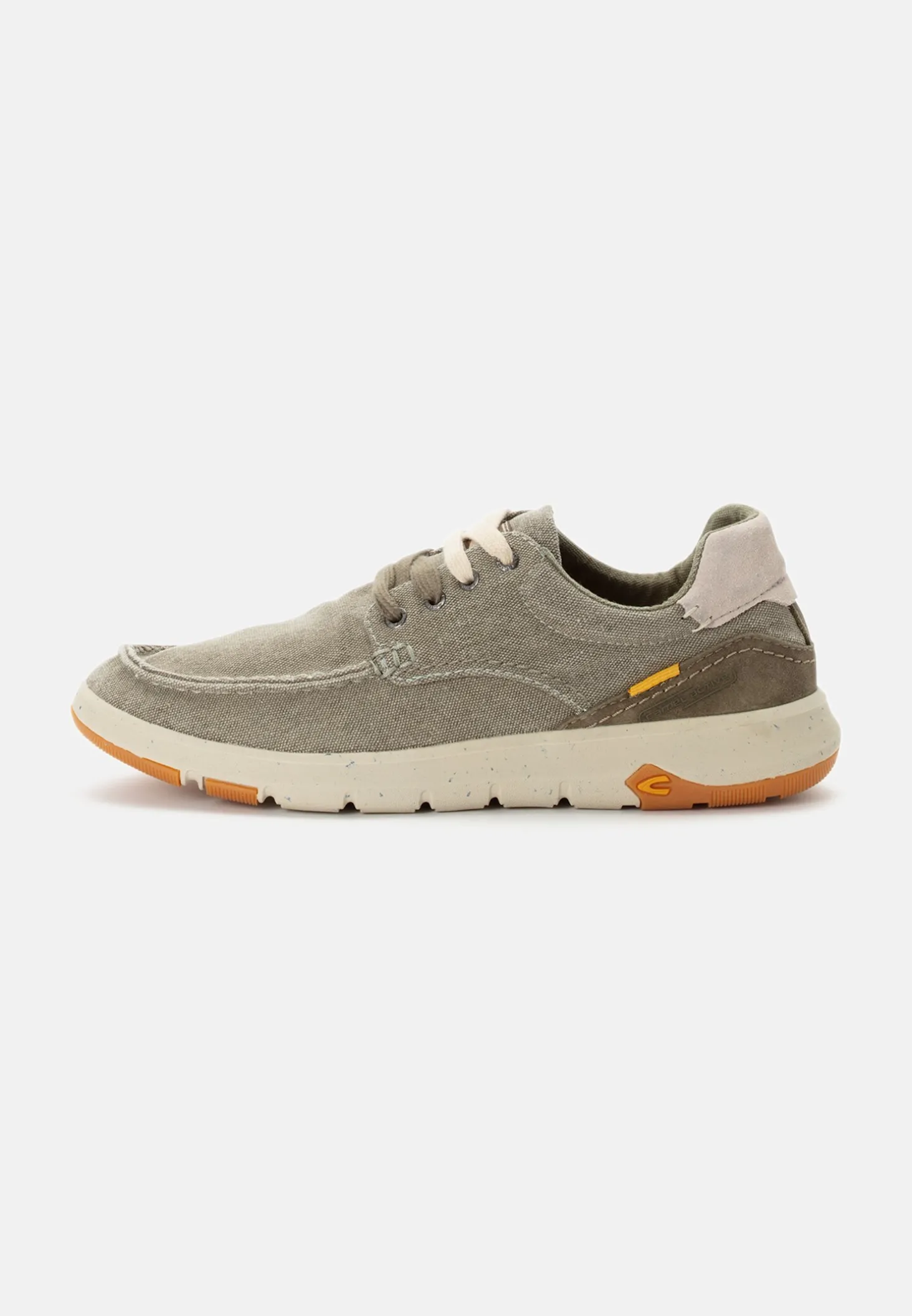 Sneaker aus Canvas mit Lederapplikationen
