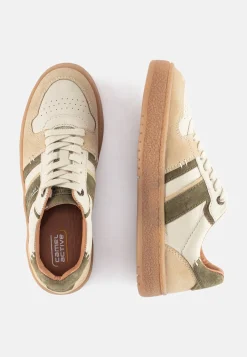 Sneaker aus Leder