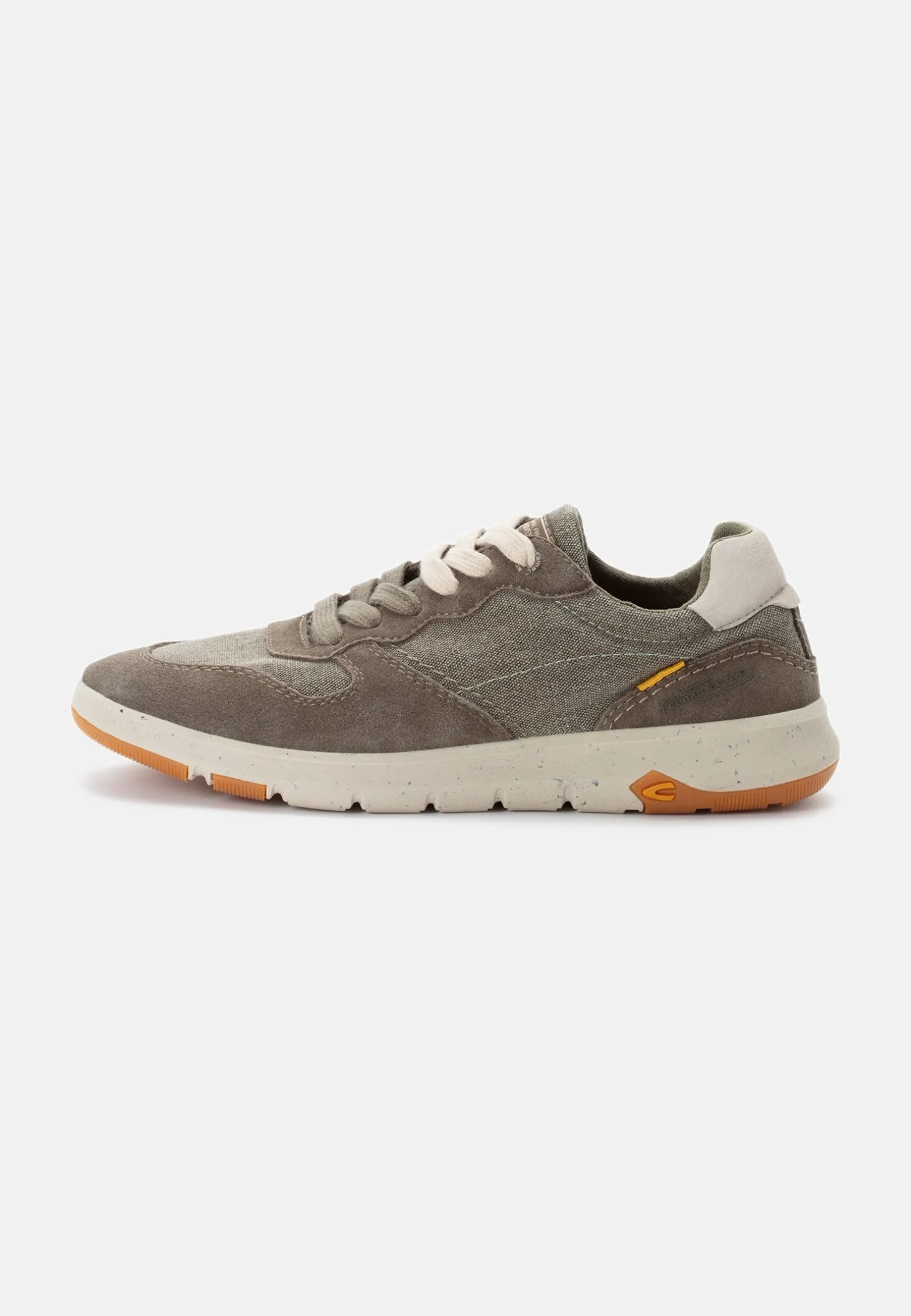 Sneaker aus Used Canvas und Spaltleder