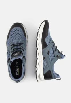 Sneaker mit dämpfender Phylon-Sohle