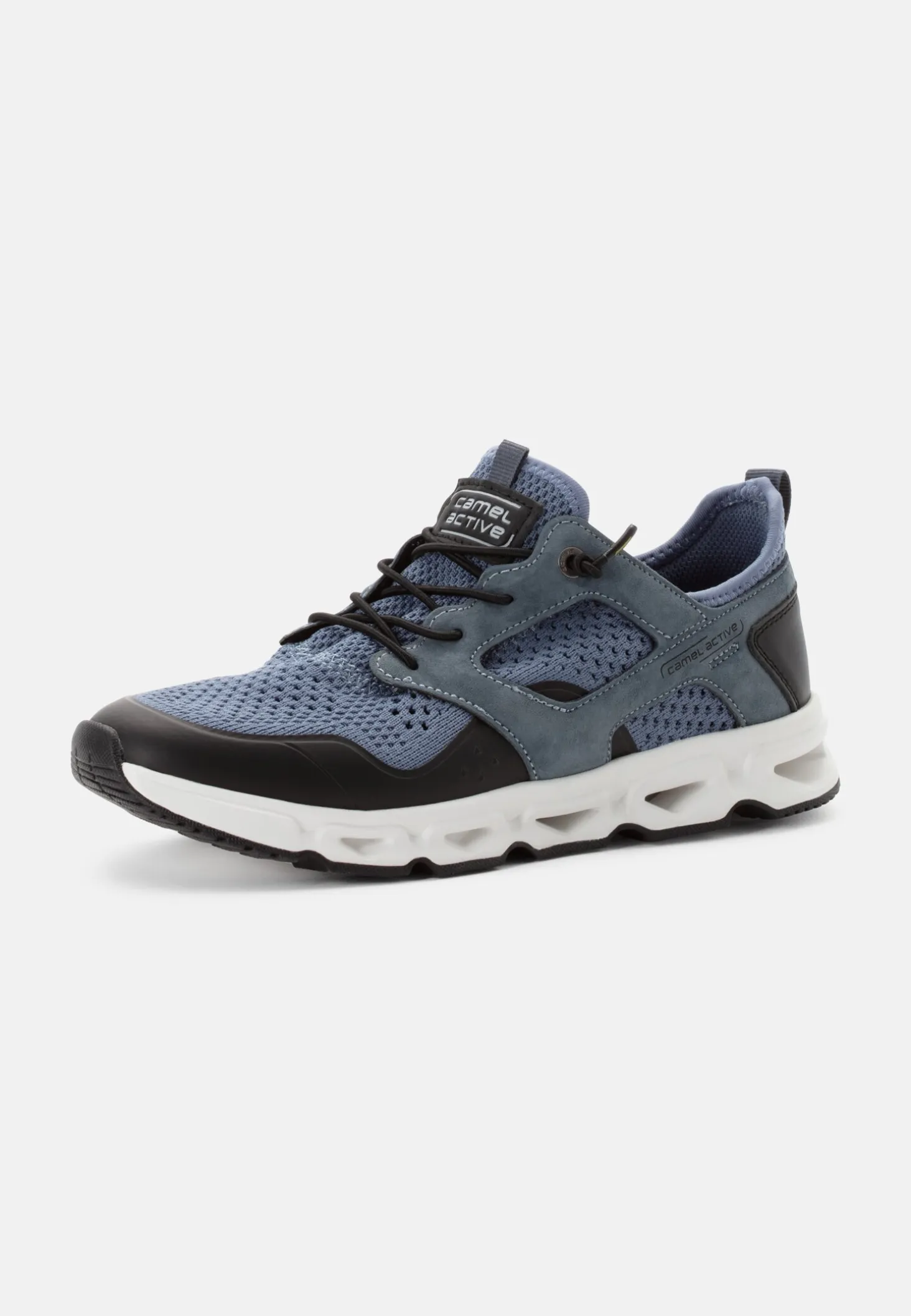 Sneaker mit dämpfender Phylon-Sohle
