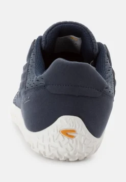 Sneaker mit flexibler Laufsohle