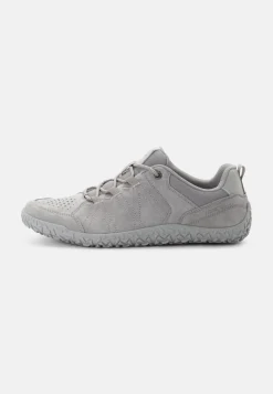 Sneaker mit flexibler Laufsohle