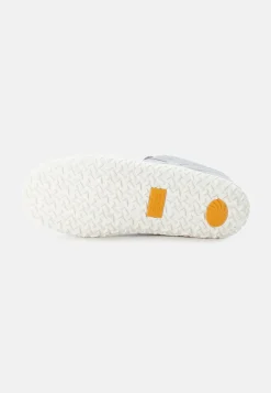 Sneaker mit flexibler Laufsohle