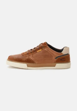 Sneaker mit Oxford Elementen