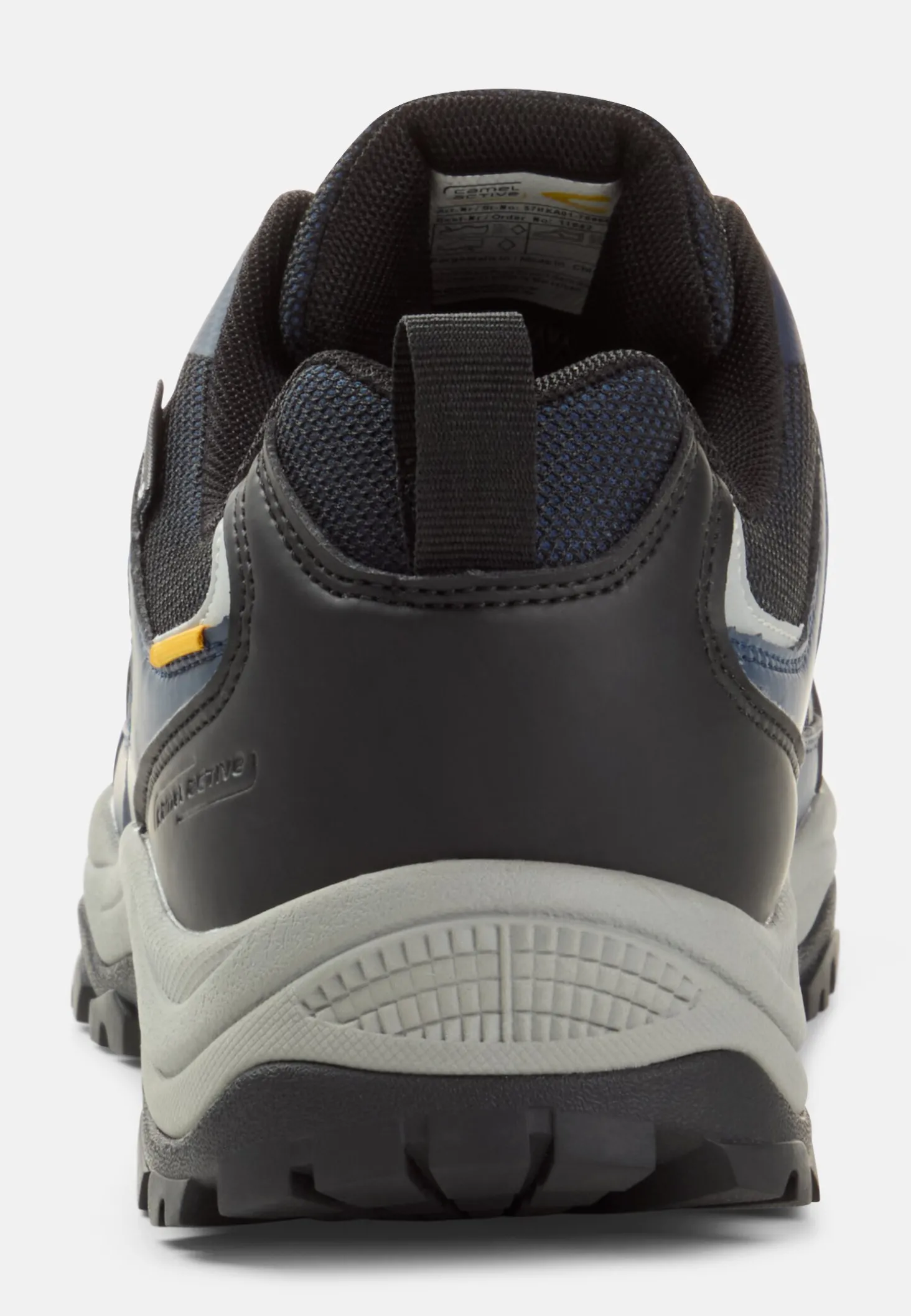Sneaker mit robuster Sohle