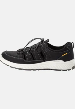 Sneaker mit Schnellschnürsystem