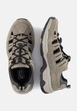 Sneaker mit Schnellschnürsystem