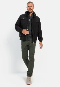 Softshell Blouson mit einrollbarer Kapuze