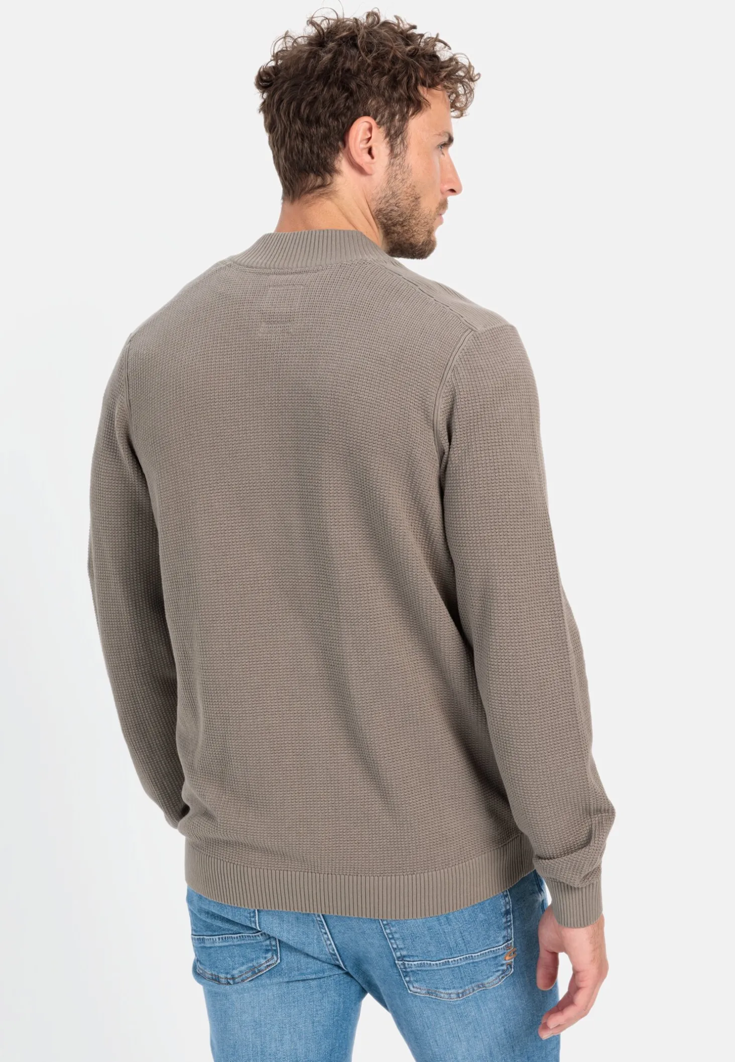Strickjacke aus zertifiziertem organic Cotton
