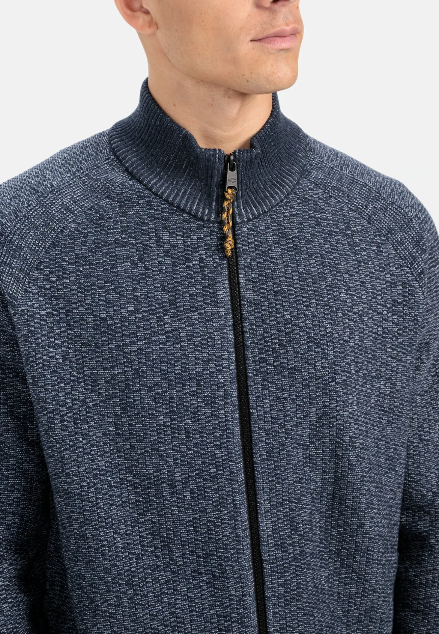 Strickjacke mit Reißverschluss