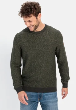 Strickpullover aus einem Baumwollmix