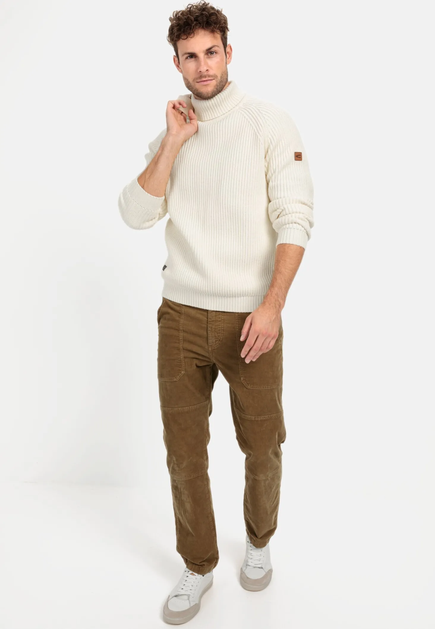 Strickpullover mit Rollkragen