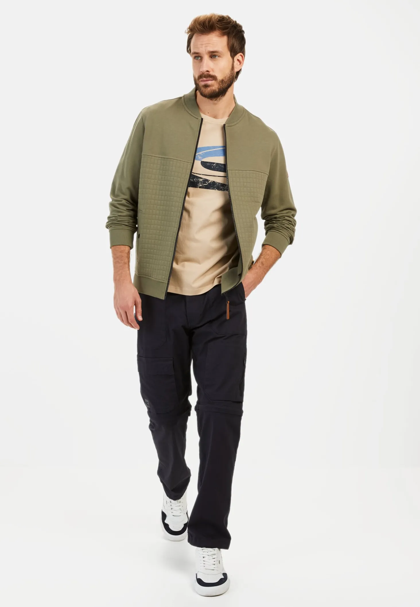 Sweatjacke mit Stehkragen