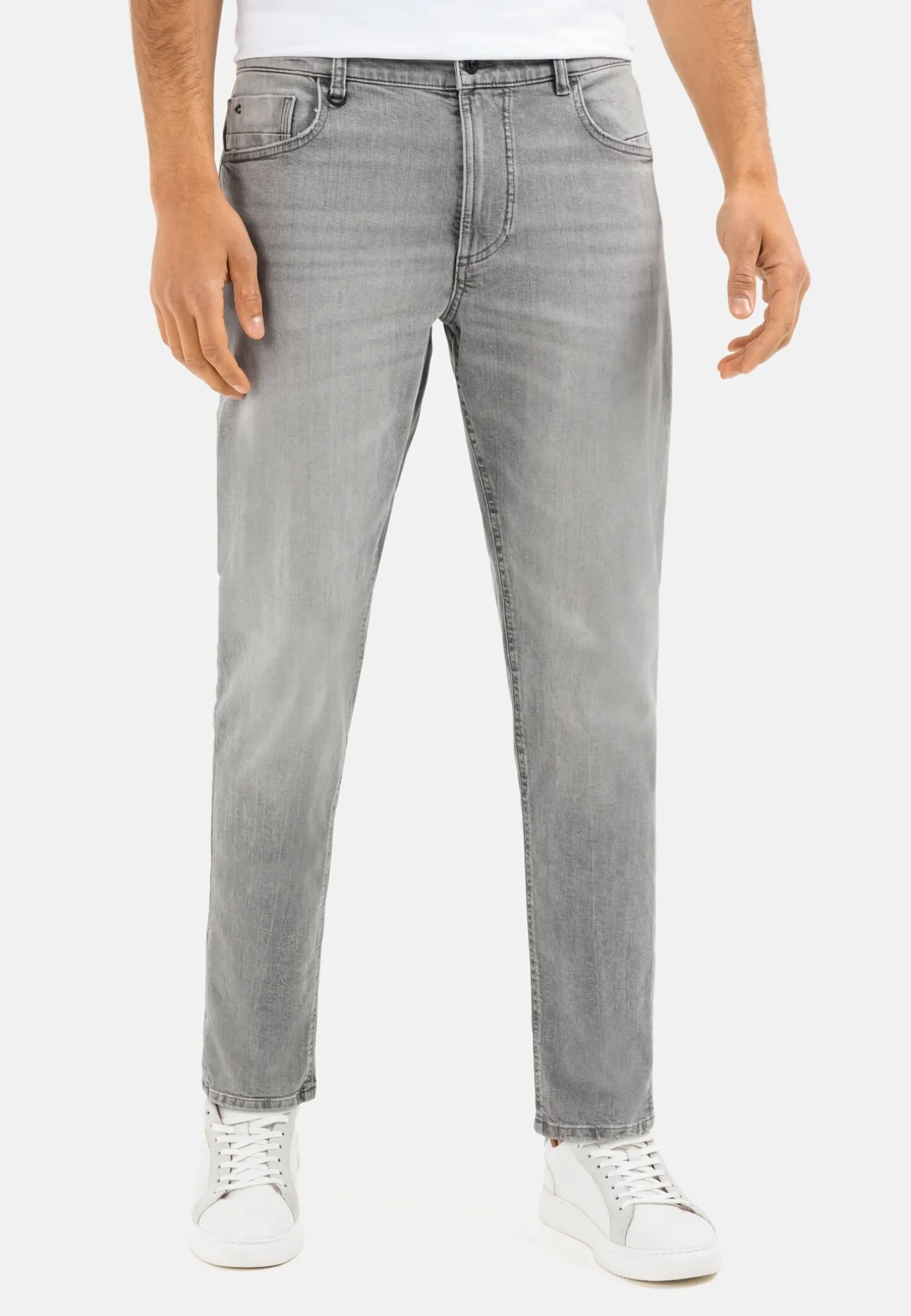 Tapered Fit Jeans mit Smartphone Tasche