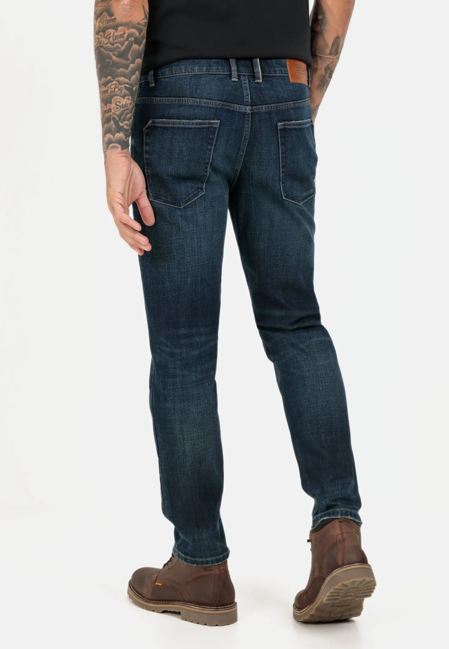 Tapered Fit 5-Pocket Jeans